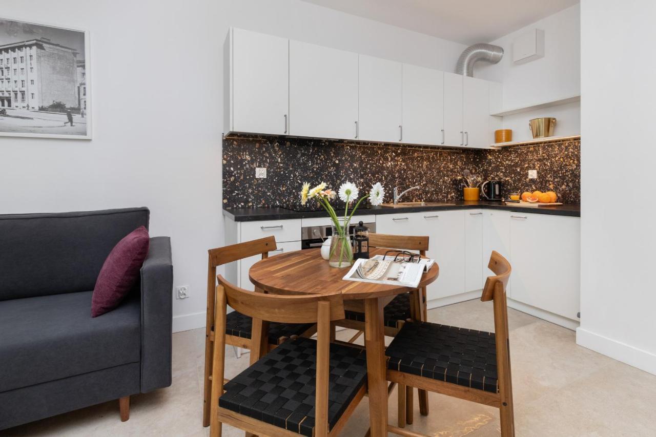 Plac Unii Apartment Gdynia City Centre By Noclegi Renters Екстериор снимка