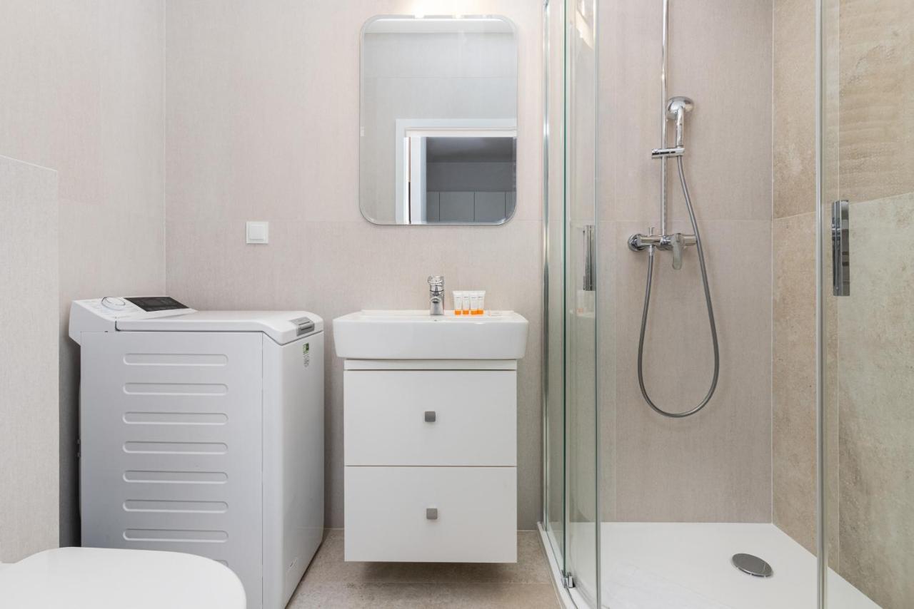 Plac Unii Apartment Gdynia City Centre By Noclegi Renters Екстериор снимка