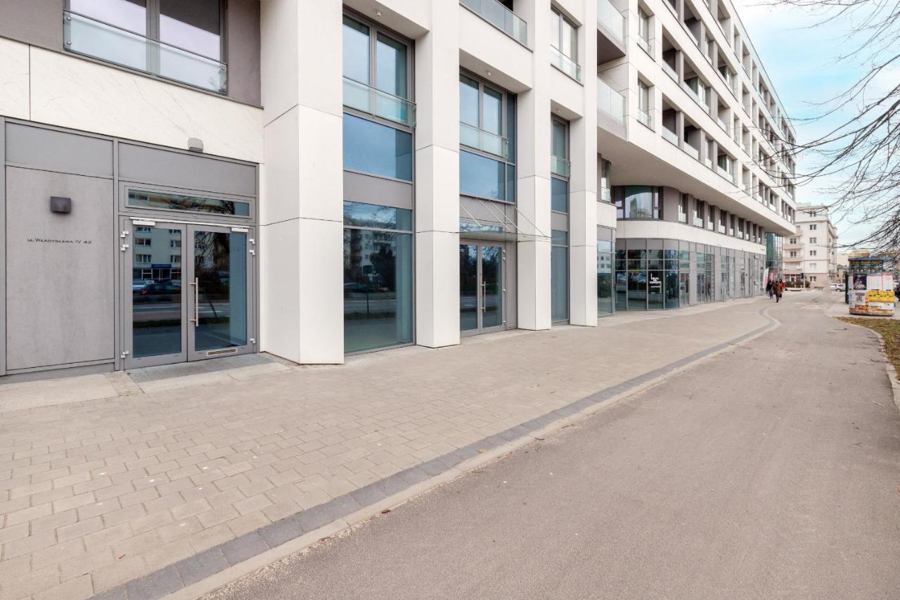 Plac Unii Apartment Gdynia City Centre By Noclegi Renters Екстериор снимка