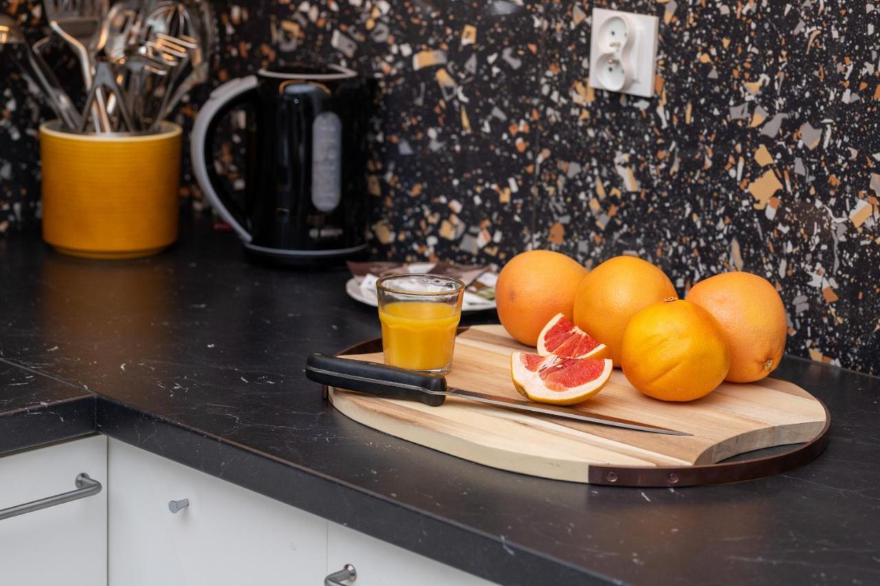 Plac Unii Apartment Gdynia City Centre By Noclegi Renters Екстериор снимка