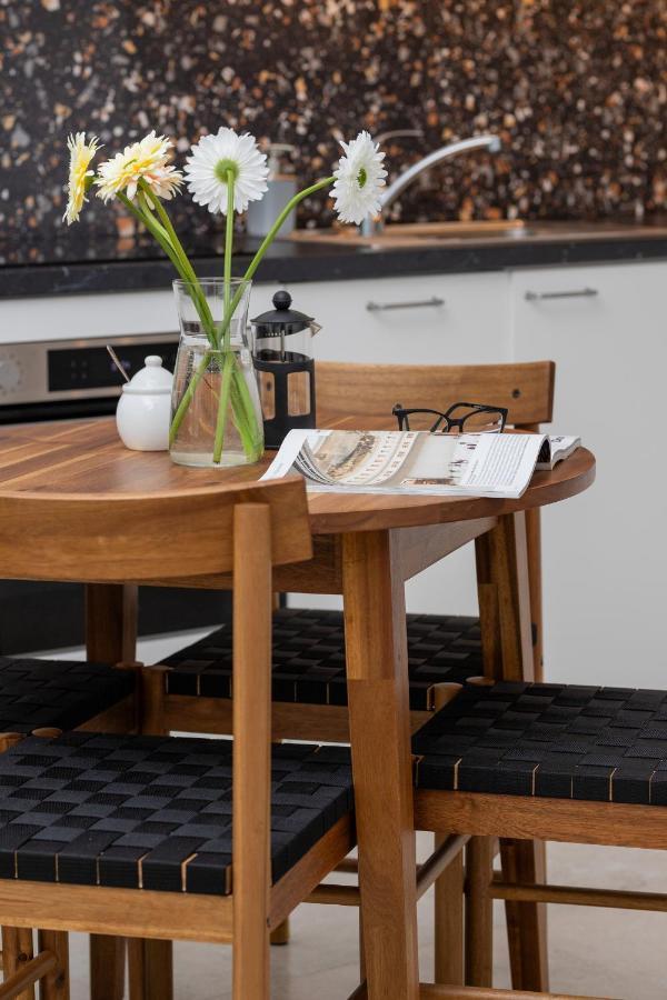 Plac Unii Apartment Gdynia City Centre By Noclegi Renters Екстериор снимка