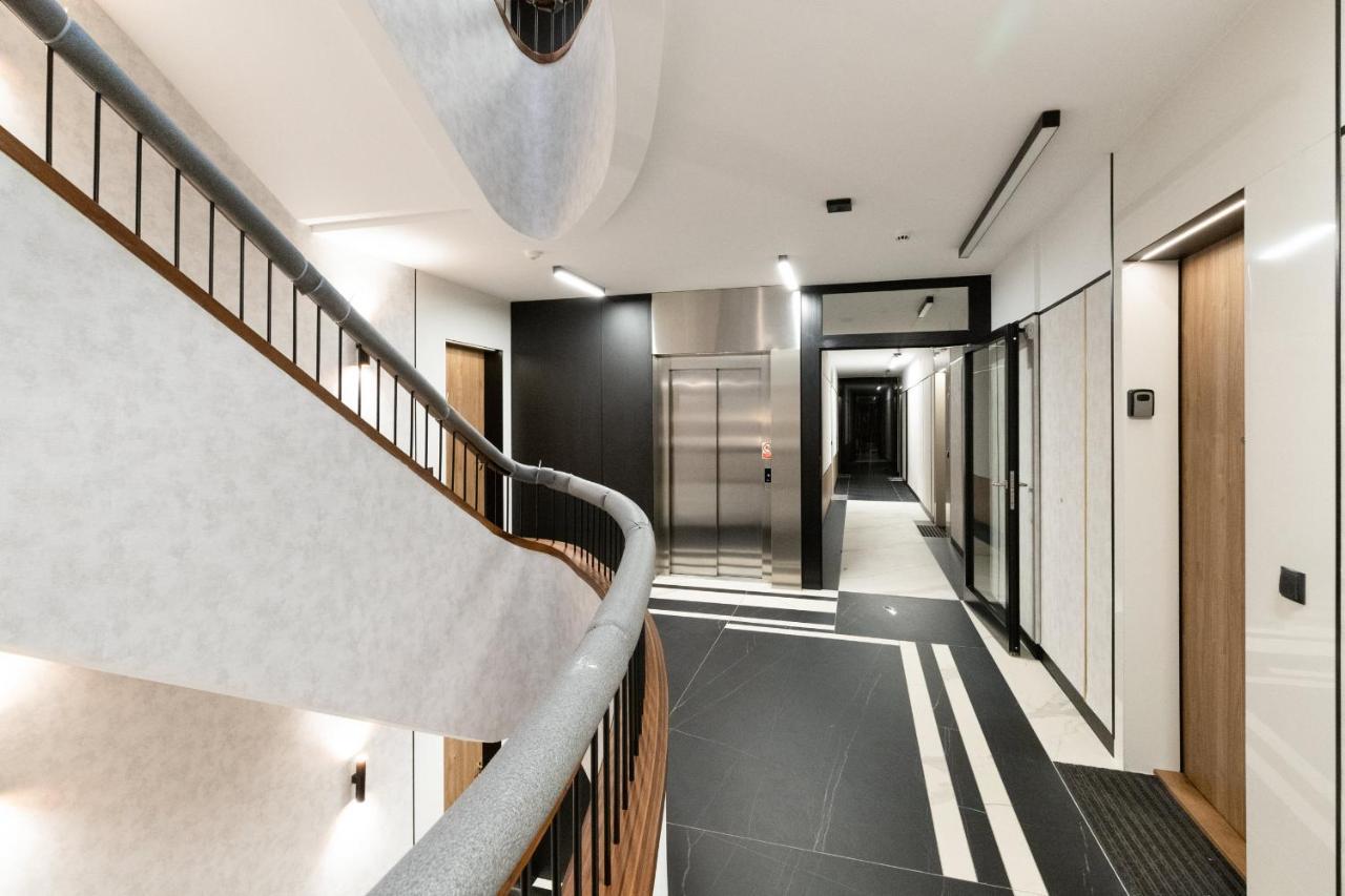 Plac Unii Apartment Gdynia City Centre By Noclegi Renters Екстериор снимка